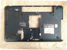 Нижня частина Toshiba&nbsp;Satellite&nbsp;C855